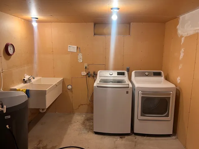 $269,900 | 517 North Street, Waupaca, WI 54981