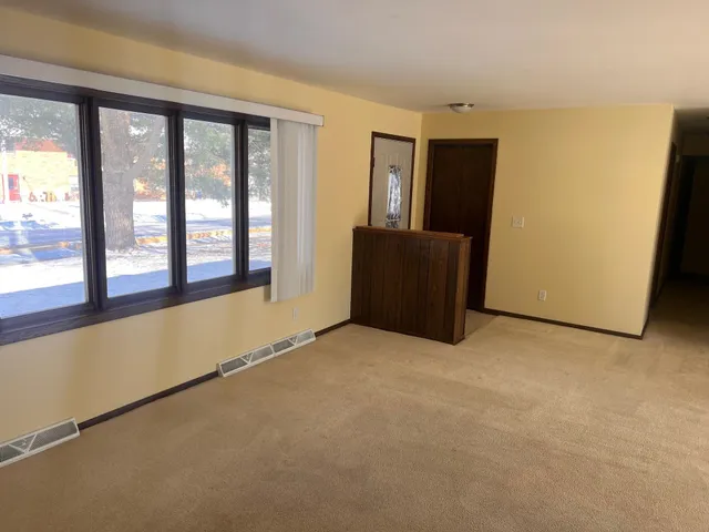 $269,900 | 517 North Street, Waupaca, WI 54981