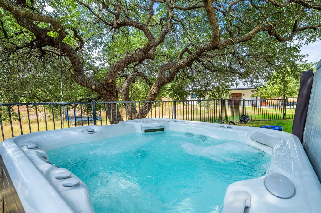 151 Kerr Canyon Pass South Kerrville, TX 78028 - Photo 29 of 45 a view of backyard with tree