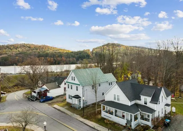 $247,000 | 99 Depot Street, Hartford, VT 05088