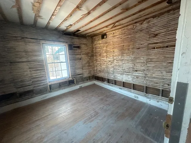 $247,000 | 99 Depot Street, Hartford, VT 05088