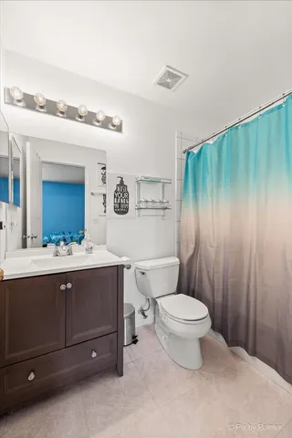 $250,000 | 1431 Essex Street, Algonquin, IL 60102