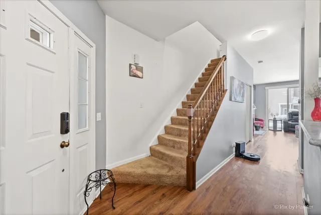 $250,000 | 1431 Essex Street, Algonquin, IL 60102