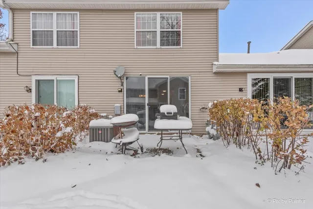 $250,000 | 1431 Essex Street, Algonquin, IL 60102