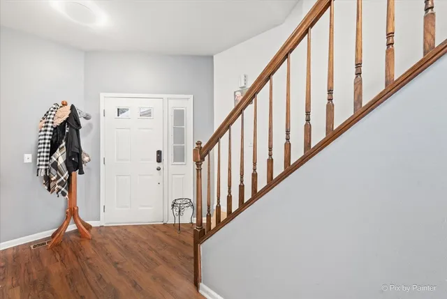 $250,000 | 1431 Essex Street, Algonquin, IL 60102