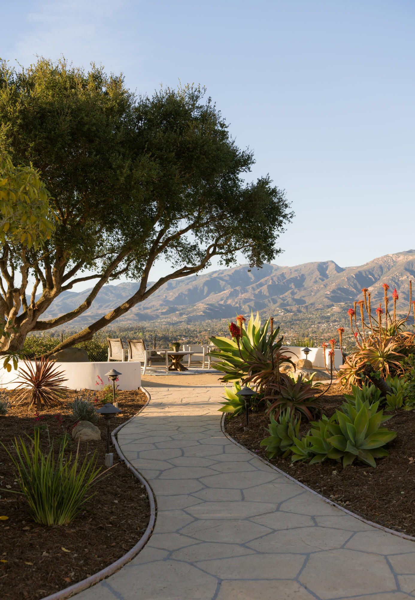 848 Miramonte Drive Santa Barbara, CA 93109 - Photo 13 of 35 Outdoor Walkway & Patio
