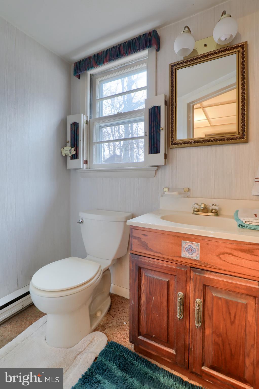 384 Chestnut Hill Road York, PA 17402 - Photo 15 of 57 Gallery Image 15