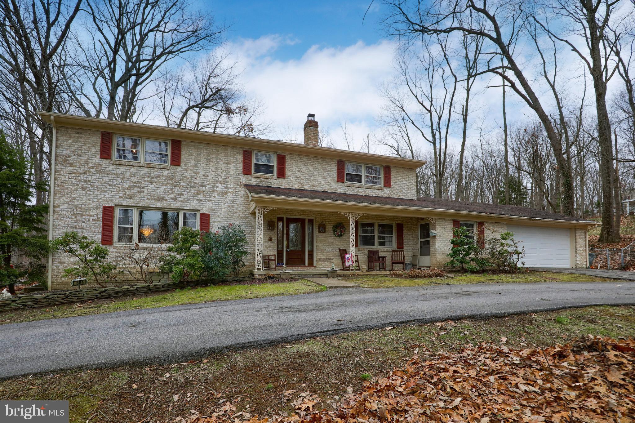 384 Chestnut Hill Road York, PA 17402 - Photo 3 of 57 Gallery Image 3