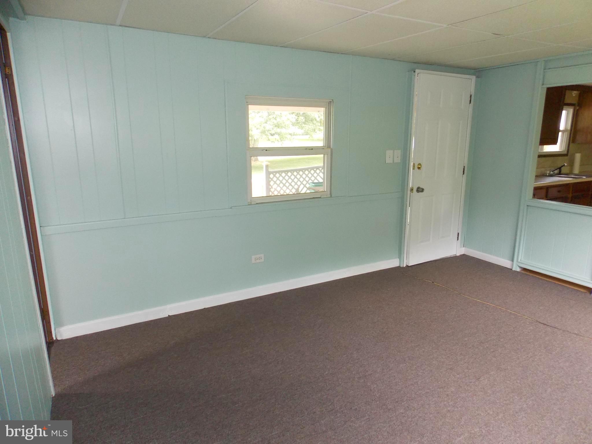1046 Old Elizabethtown Road Elizabethtown, PA 17022 - Photo 14 of 28 Living Room