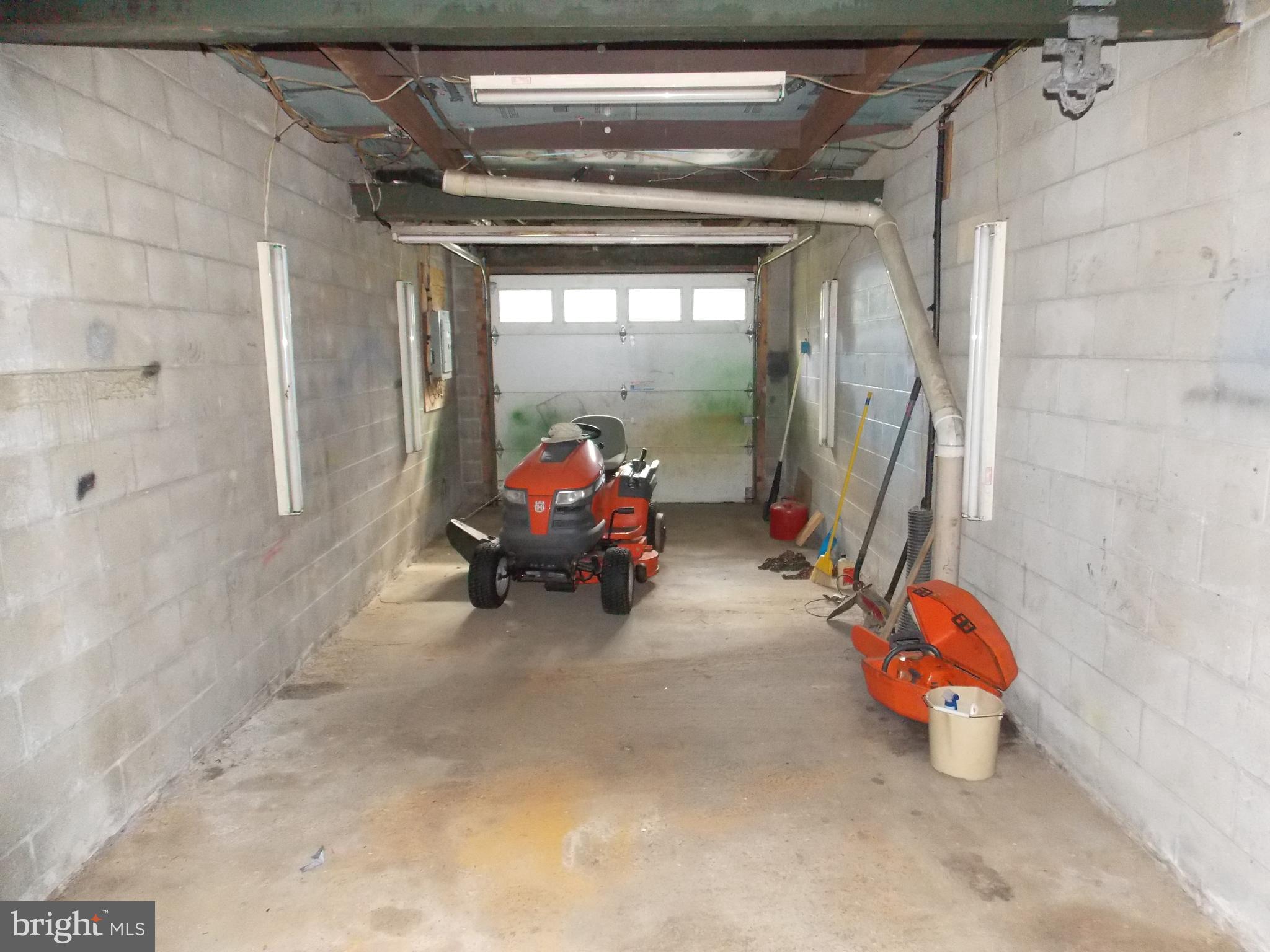 1046 Old Elizabethtown Road Elizabethtown, PA 17022 - Photo 26 of 28 Garage Area