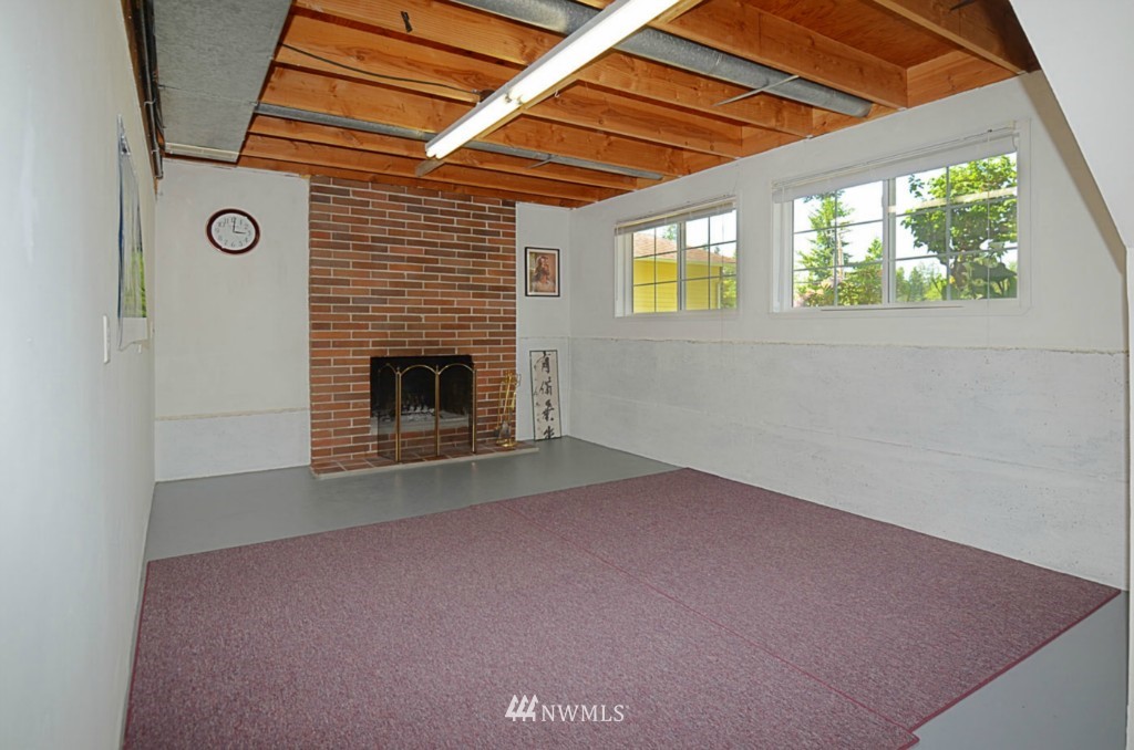 10011 Northeast 204th Street Bothell, WA 98011 - Photo 22 of 24