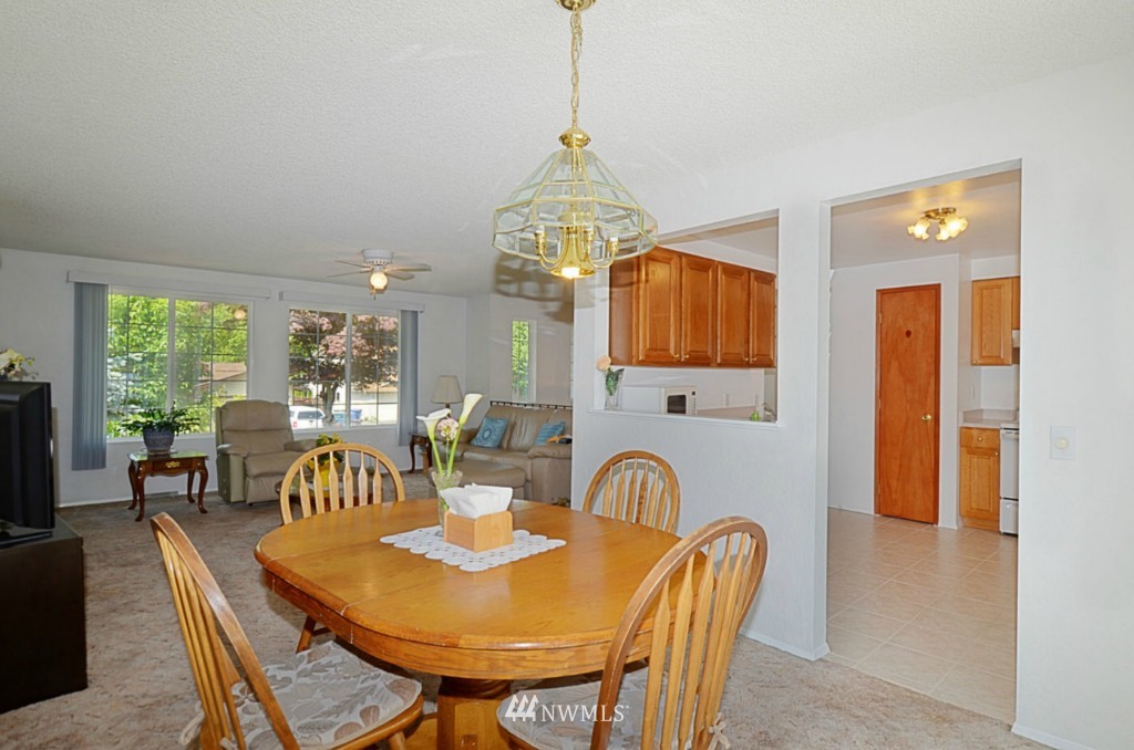 10011 Northeast 204th Street Bothell, WA 98011 - Photo 7 of 24