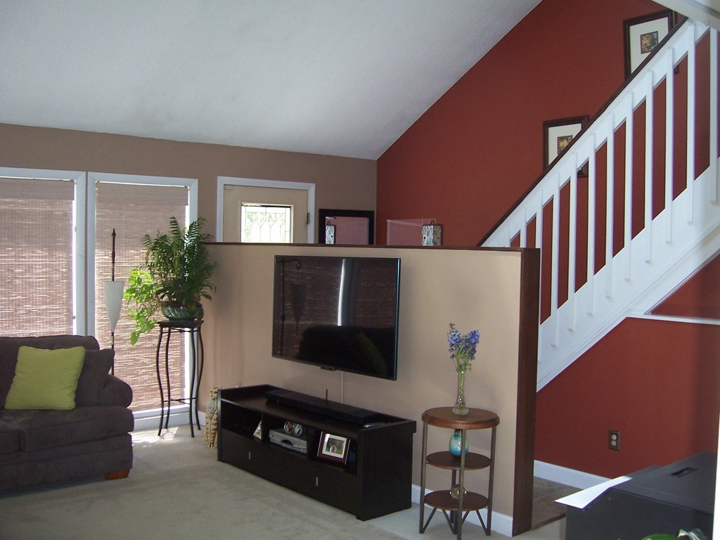 111 Douglas Road Webster, MA 01570 - Photo 13 of 25