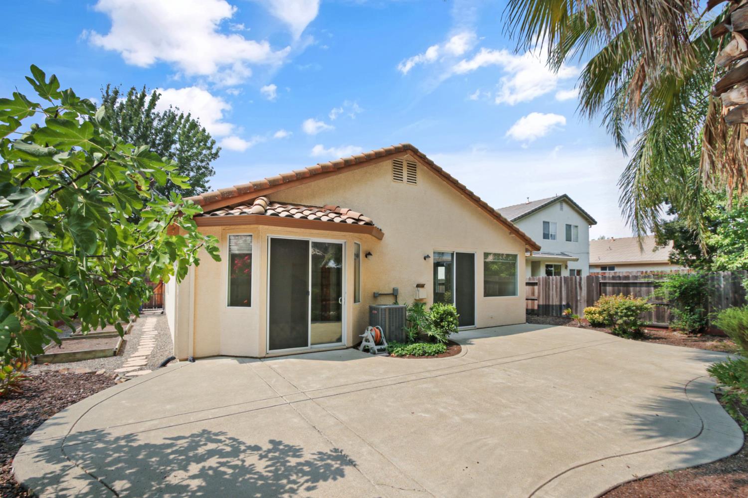 336 Rundgren Way Folsom, CA 95630 - Photo 36 of 52 Gallery Image 36