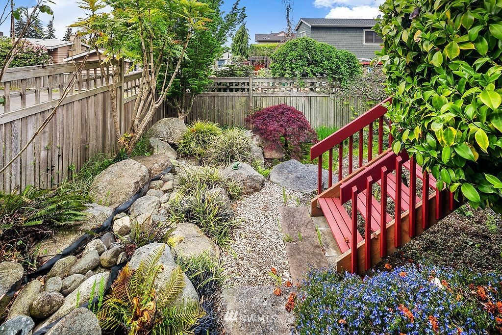 824 Bell Street Edmonds, WA 98020 - Photo 30 of 32 Gallery Image 30