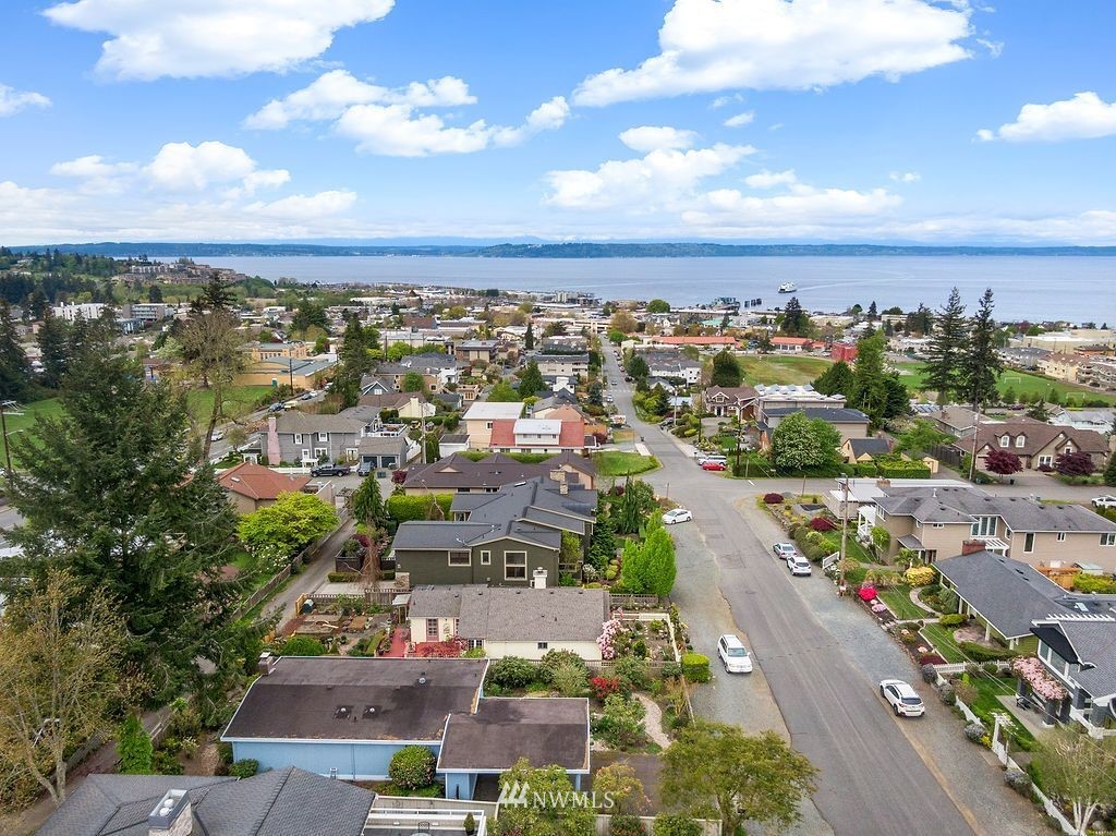 824 Bell Street Edmonds, WA 98020 - Photo 31 of 32 Gallery Image 31