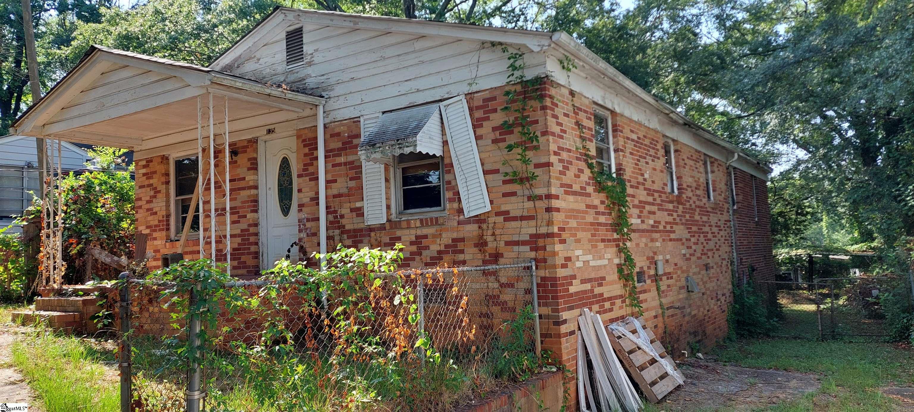 135 Glenn Road Greenville, SC 29607 - Photo 11 of 13