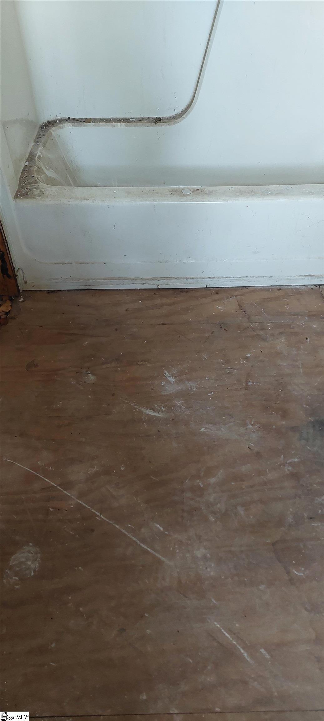 135 Glenn Road Greenville, SC 29607 - Photo 4 of 13