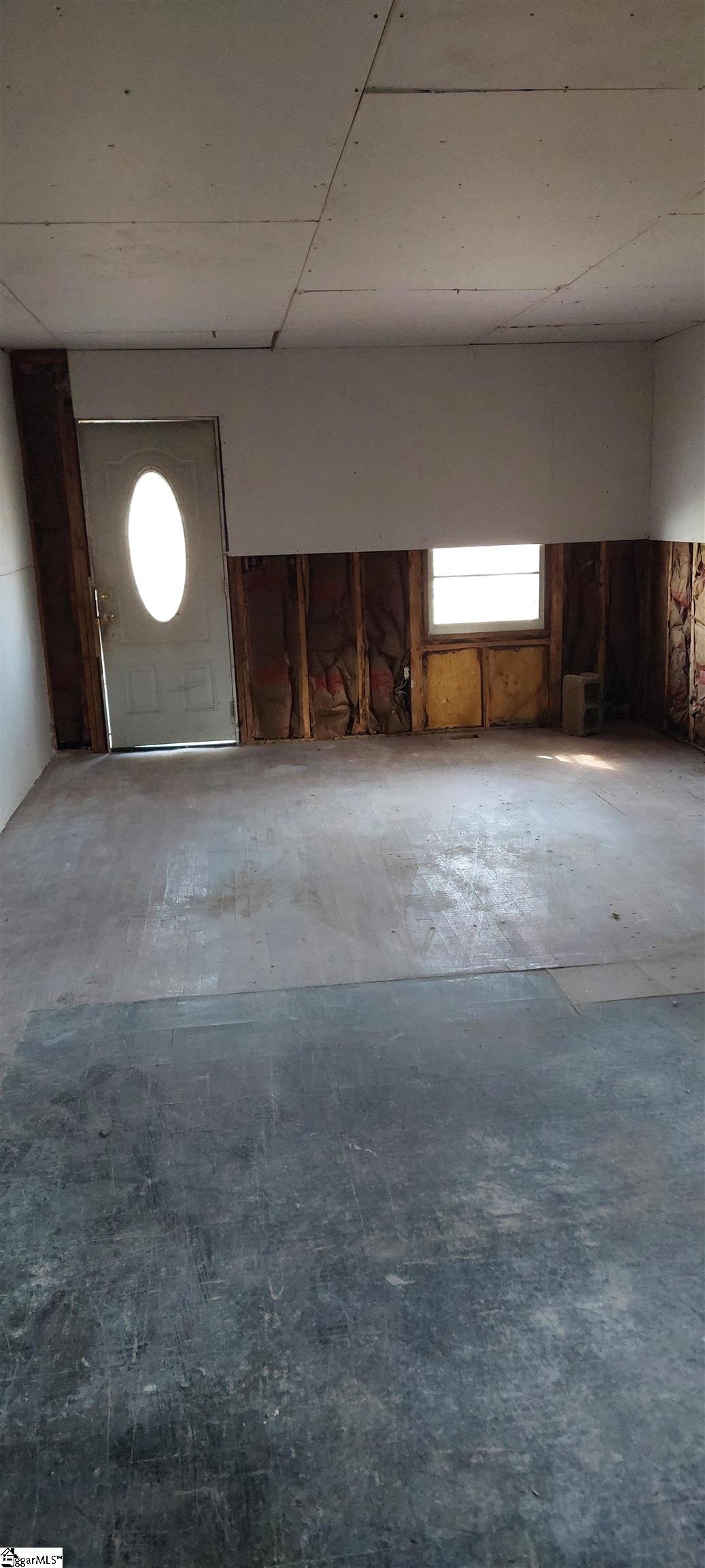 135 Glenn Road Greenville, SC 29607 - Photo 10 of 13