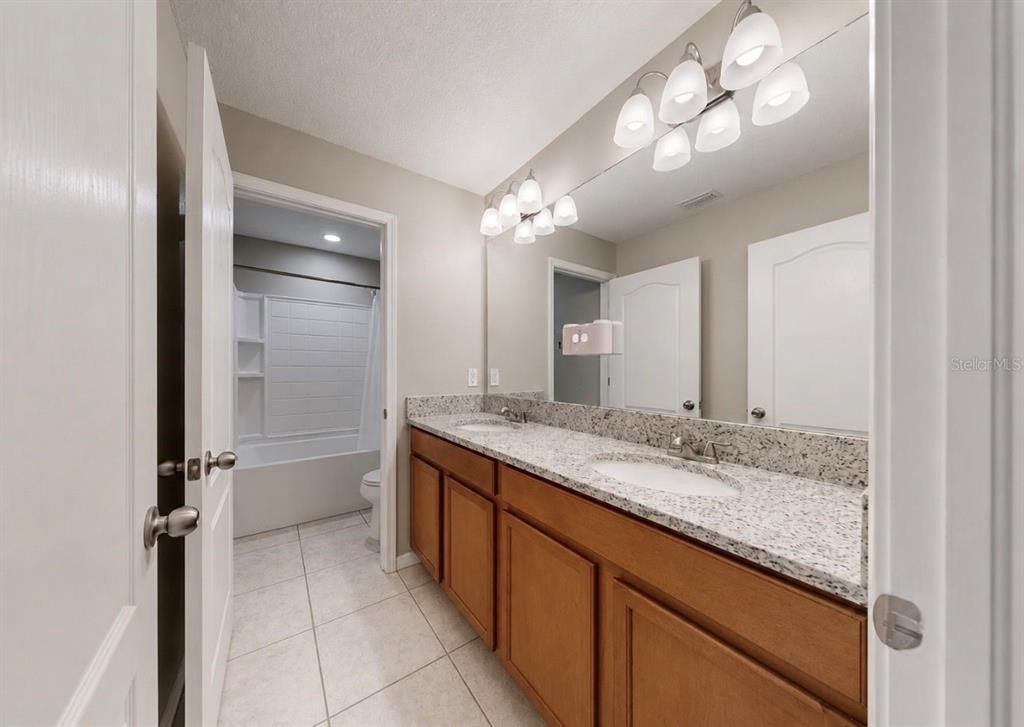 509 Powder View Drive Ruskin, FL 33570 - Photo 32 of 50