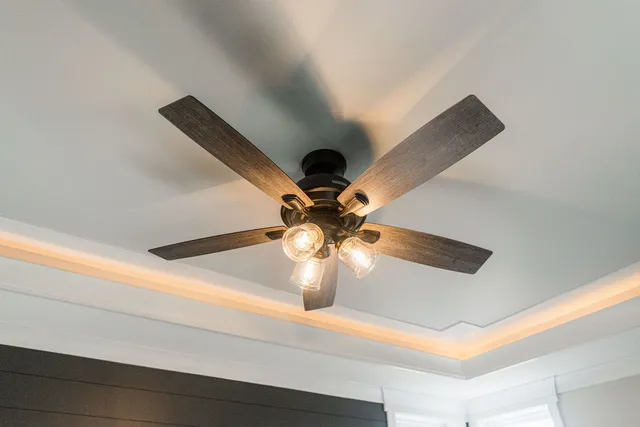 $589,900 | 734 Independence Avenue, Sycamore, IL 60178