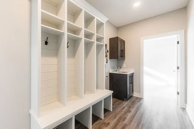 $589,900 | 734 Independence Avenue, Sycamore, IL 60178