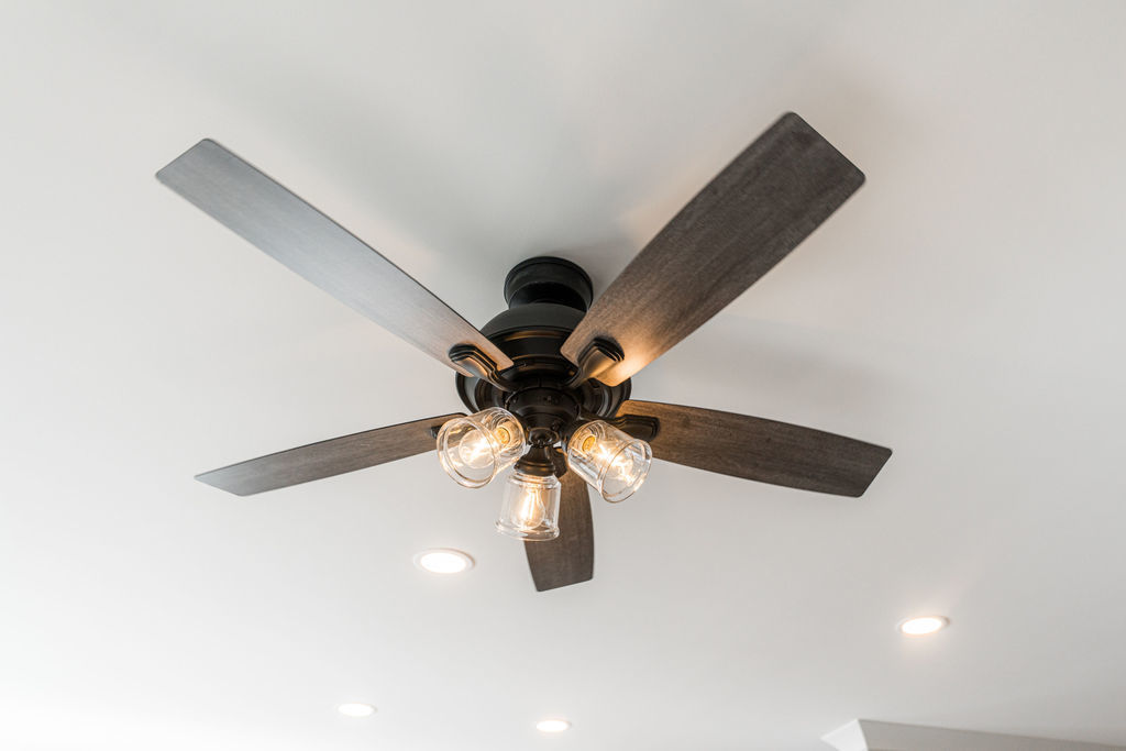 734 Independence Avenue Sycamore, IL 60178 - Photo 10 of 58