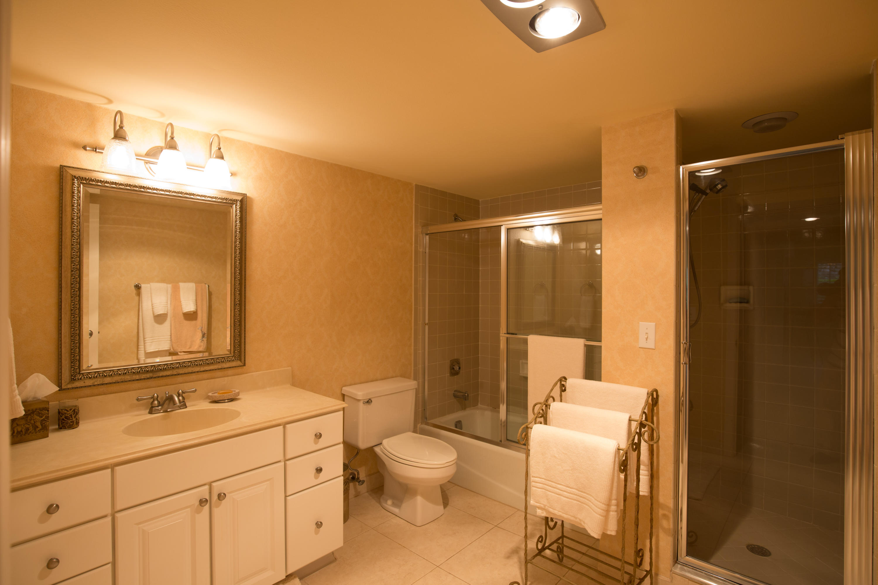 13362 Polo Road West, Unit 102 Wellington, FL 33414 - Photo 7 of 9 Bedroom 2 Bathroom