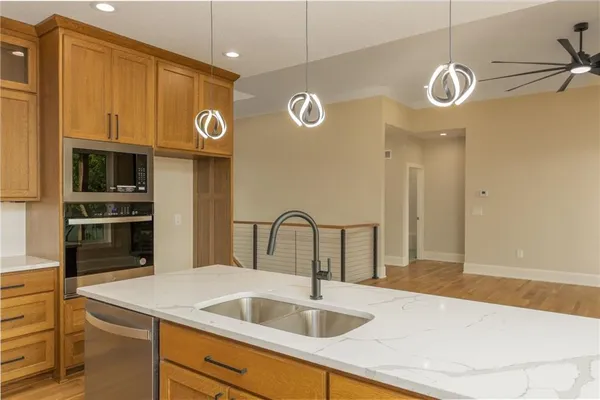 $779,999 | 12820 North Arbor Way, Platte City, MO 64079