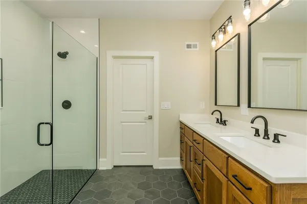 $779,999 | 12820 North Arbor Way, Platte City, MO 64079