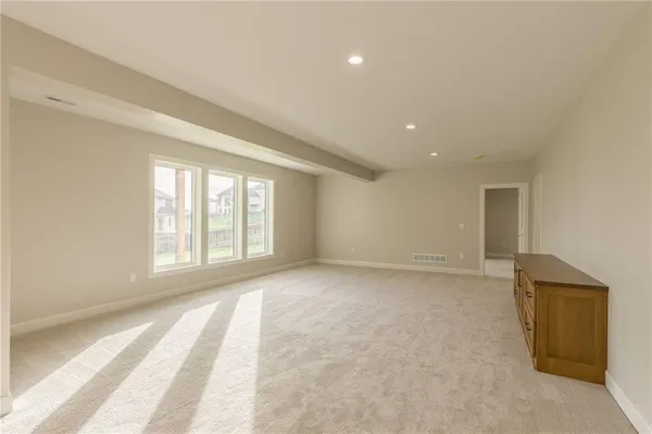 $779,999 | 12820 North Arbor Way, Platte City, MO 64079