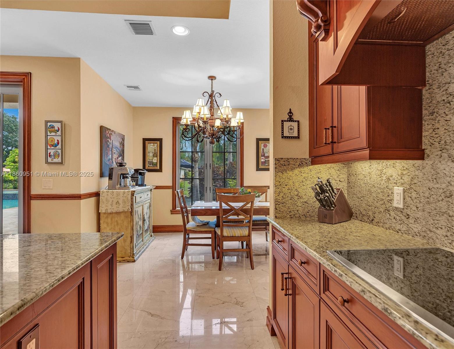 13425 Southwest 37th Place Davie, FL 33330 - Photo 29 of 100