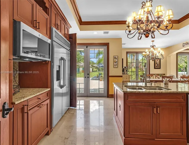 $3,299,000 | 13425 Southwest 37th Place, Davie, FL 33330