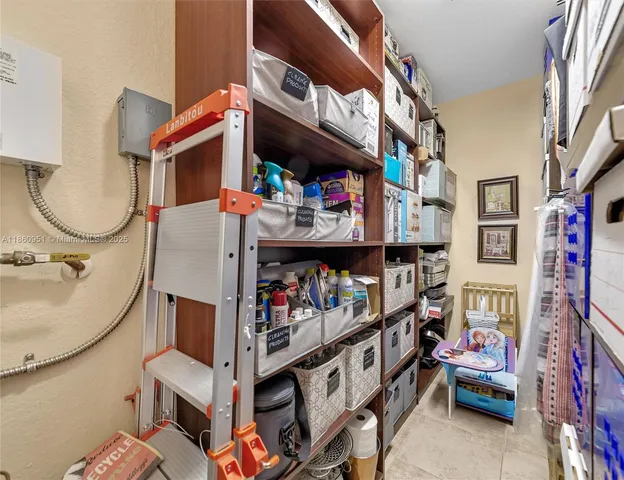 $3,299,000 | 13425 Southwest 37th Place, Davie, FL 33330