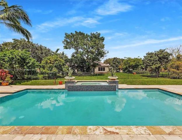 $3,299,000 | 13425 Southwest 37th Place, Davie, FL 33330