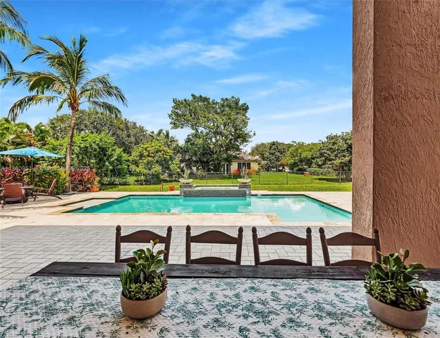 $3,299,000 | 13425 Southwest 37th Place, Davie, FL 33330