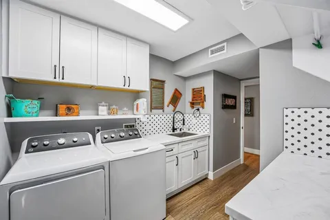 $899,000 | 1602 Tonia Court, Riverside, CA 92506