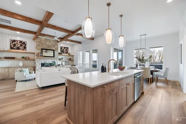 $949,000 | 7373 West Feather Edge, Eagle, ID 83616