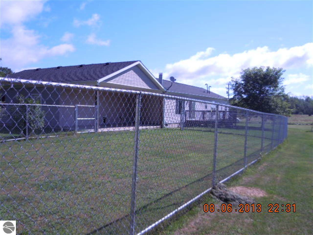 1775804-1.JPG