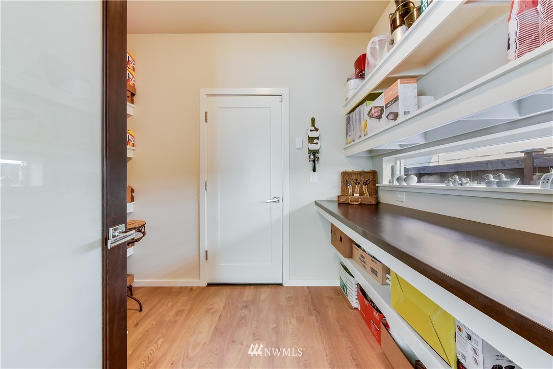 17011 40th Avenue Southeast Bothell, WA 98012 - Photo 11 of 25 Gallery Image 11