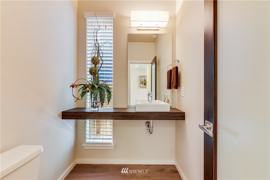 17011 40th Avenue Southeast Bothell, WA 98012 - Photo 12 of 25 Gallery Image 12