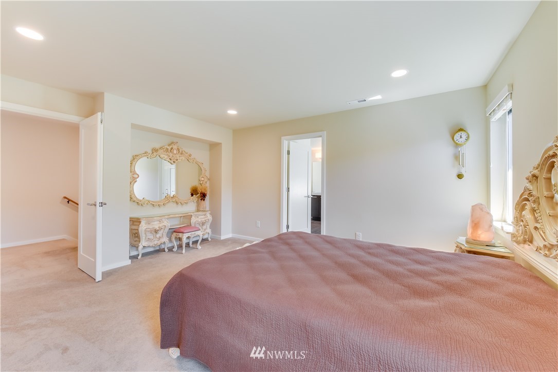 17011 40th Avenue Southeast Bothell, WA 98012 - Photo 15 of 25 Gallery Image 15