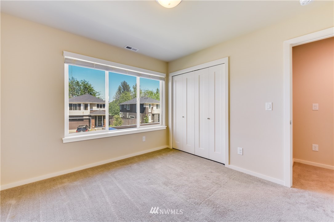 17011 40th Avenue Southeast Bothell, WA 98012 - Photo 19 of 25 Gallery Image 19
