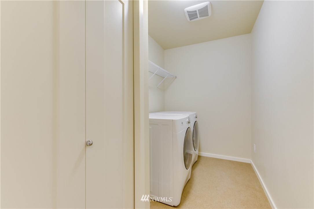 17011 40th Avenue Southeast Bothell, WA 98012 - Photo 22 of 25 Gallery Image 22