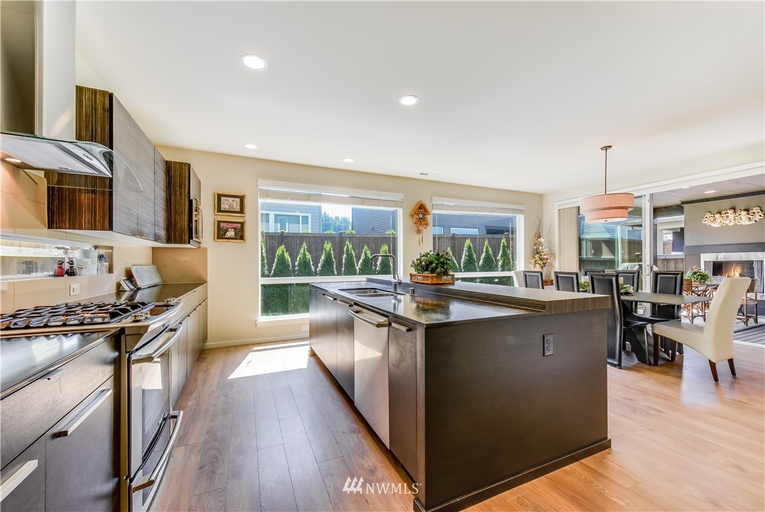 17011 40th Avenue Southeast Bothell, WA 98012 - Photo 9 of 25 Gallery Image 9