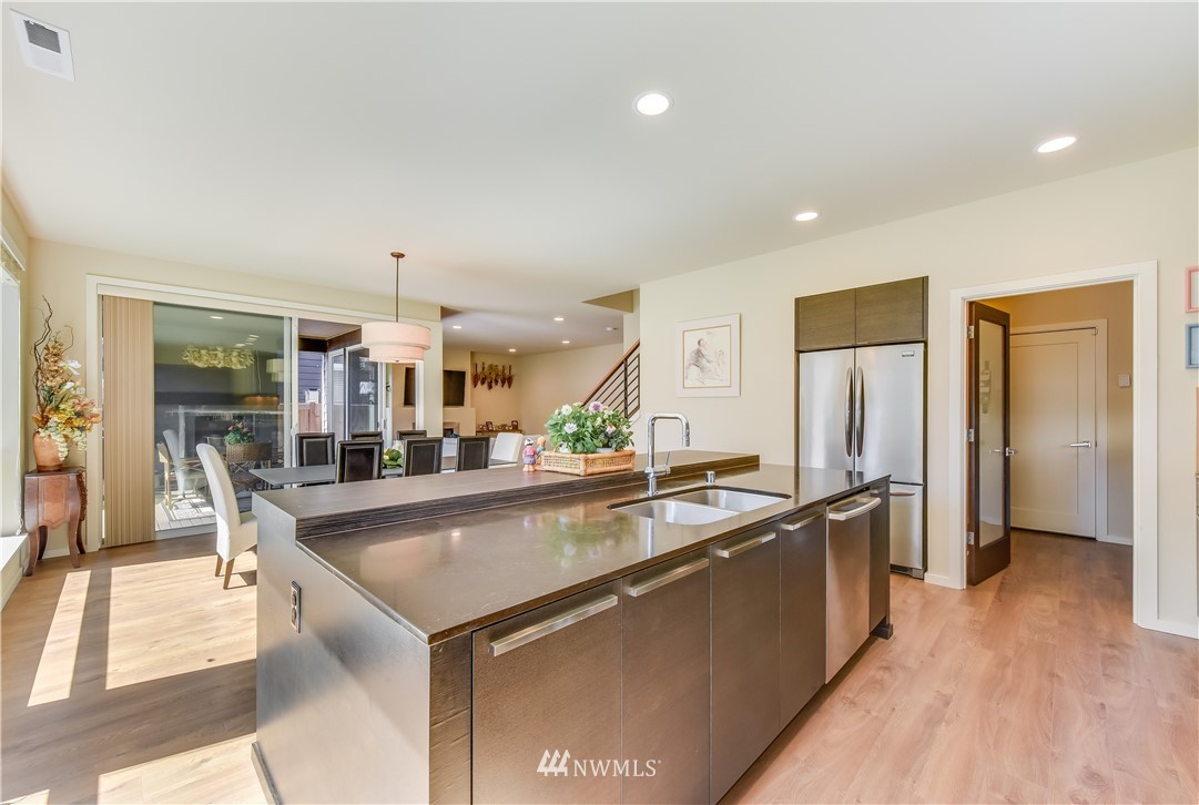 17011 40th Avenue Southeast Bothell, WA 98012 - Photo 10 of 25 Gallery Image 10