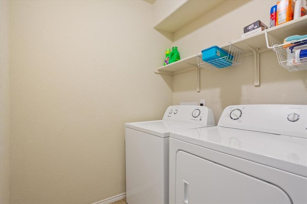 5308 Tama Drive Waco, TX 76708 - Photo 24 of 29 a utility room with dryer and washer