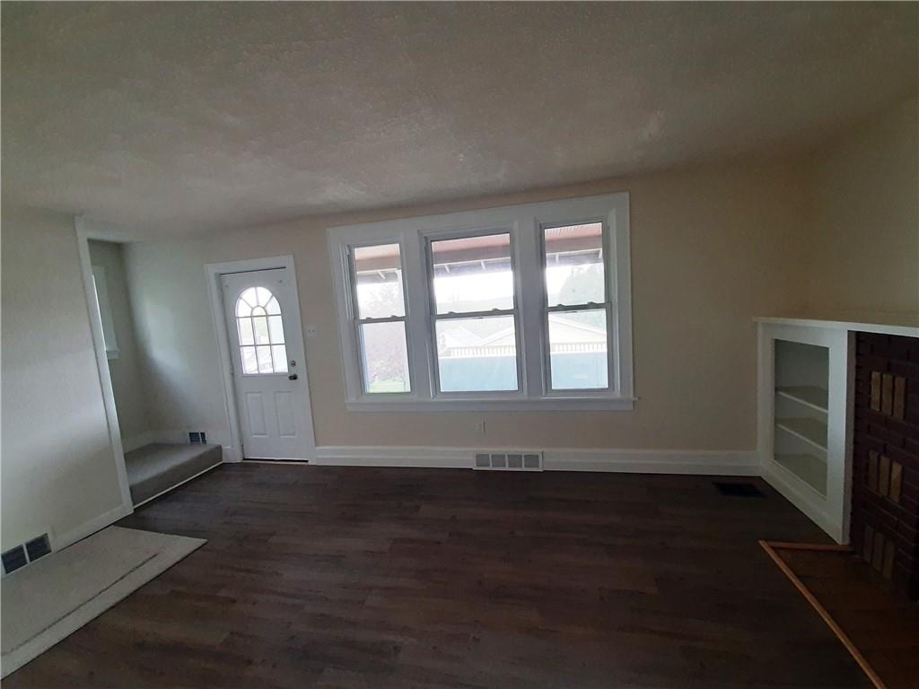 753 Wolf Avenue Rochester, PA 15074 - Photo 8 of 23