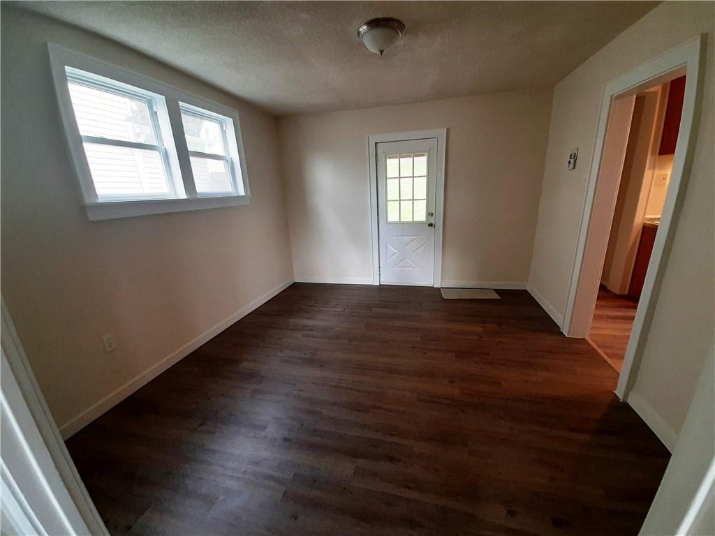 753 Wolf Avenue Rochester, PA 15074 - Photo 9 of 23
