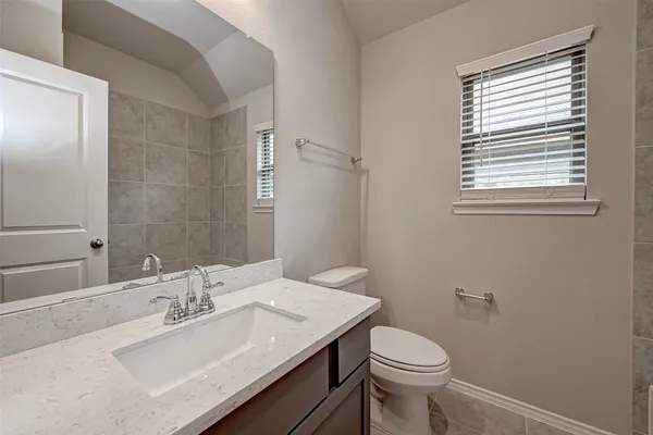$2,500 | 3110 Rising Fir Lane, Conroe, TX 77385
